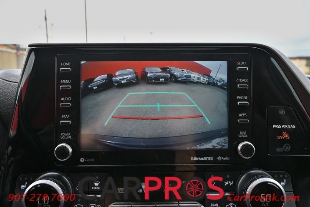2020 Toyota Highlander XLE - AWD - Keyless Entry & Start - Power & Heated Leather Seats - Sunroof - Lane Departure & Blind Spot - Rear Climate Control - Rear Captain Chairs - Seats 7 - Back Up Camera - Power Liftgate Anchorage AK