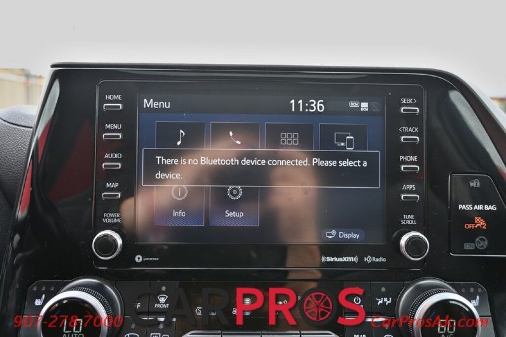 2020 Toyota Highlander XLE - AWD - Keyless Entry & Start - Power & Heated Leather Seats - Sunroof - Lane Departure & Blind Spot - Rear Climate Control - Rear Captain Chairs - Seats 7 - Back Up Camera - Power Liftgate Anchorage AK