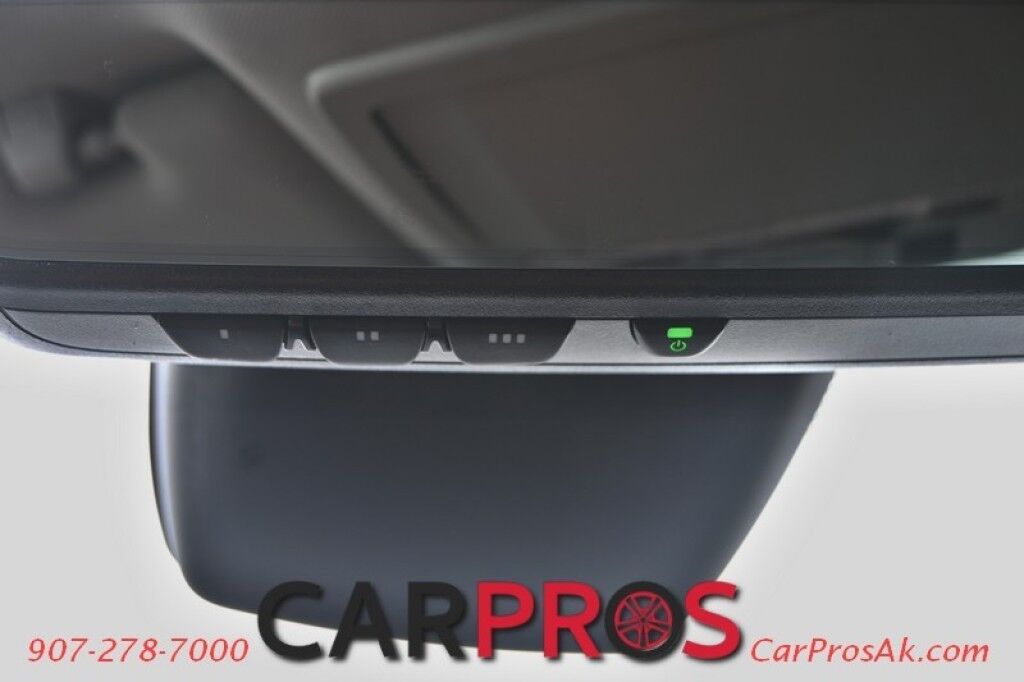 2020 Toyota Highlander XLE - AWD - Keyless Entry & Start - Power & Heated Leather Seats - Sunroof - Lane Departure & Blind Spot - Rear Climate Control - Rear Captain Chairs - Seats 7 - Back Up Camera - Power Liftgate Anchorage AK