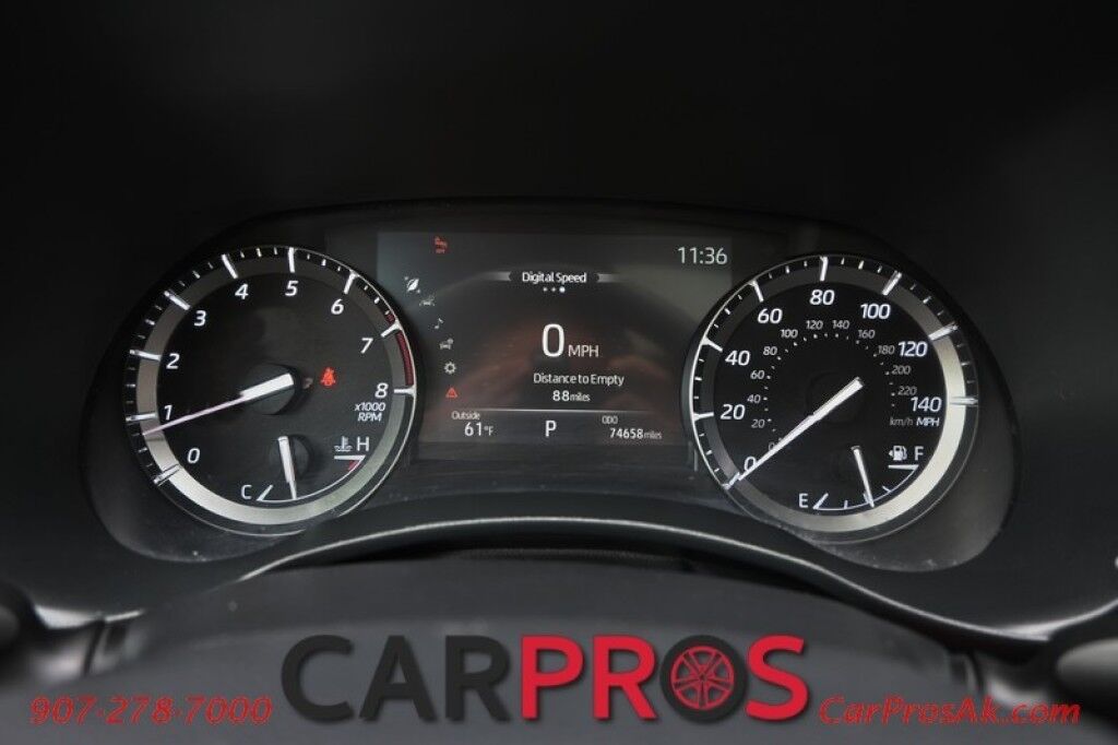 2020 Toyota Highlander XLE - AWD - Keyless Entry & Start - Power & Heated Leather Seats - Sunroof - Lane Departure & Blind Spot - Rear Climate Control - Rear Captain Chairs - Seats 7 - Back Up Camera - Power Liftgate Anchorage AK
