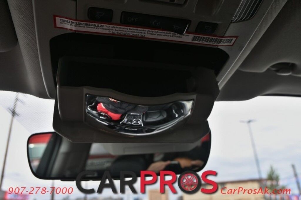 2020 Toyota Highlander XLE - AWD - Keyless Entry & Start - Power & Heated Leather Seats - Sunroof - Lane Departure & Blind Spot - Rear Climate Control - Rear Captain Chairs - Seats 7 - Back Up Camera - Power Liftgate Anchorage AK
