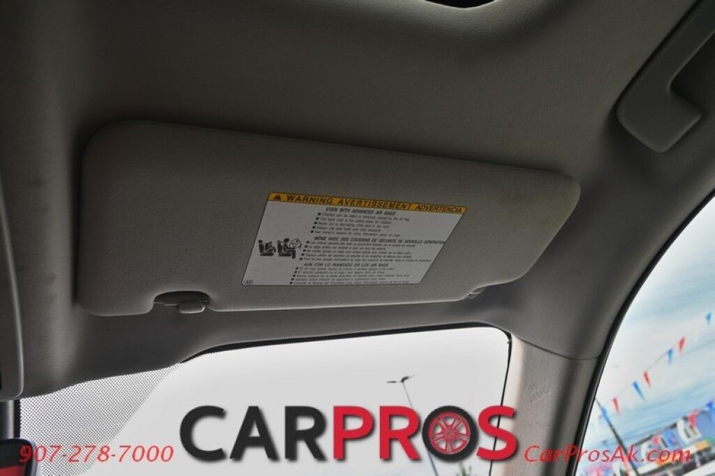 2020 Toyota Highlander XLE - AWD - Keyless Entry & Start - Power & Heated Leather Seats - Sunroof - Lane Departure & Blind Spot - Rear Climate Control - Rear Captain Chairs - Seats 7 - Back Up Camera - Power Liftgate Anchorage AK