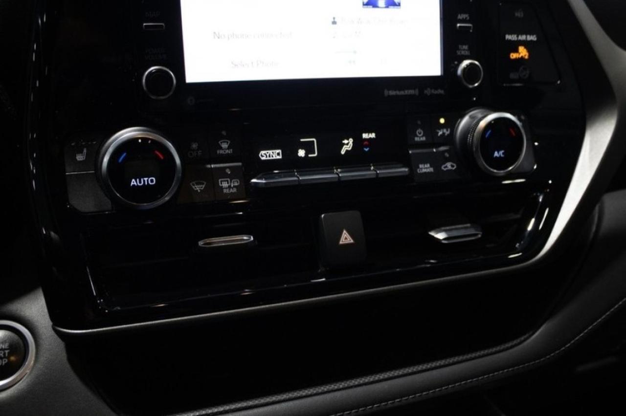2020 Toyota Highlander XLE AWD Eastchester NY