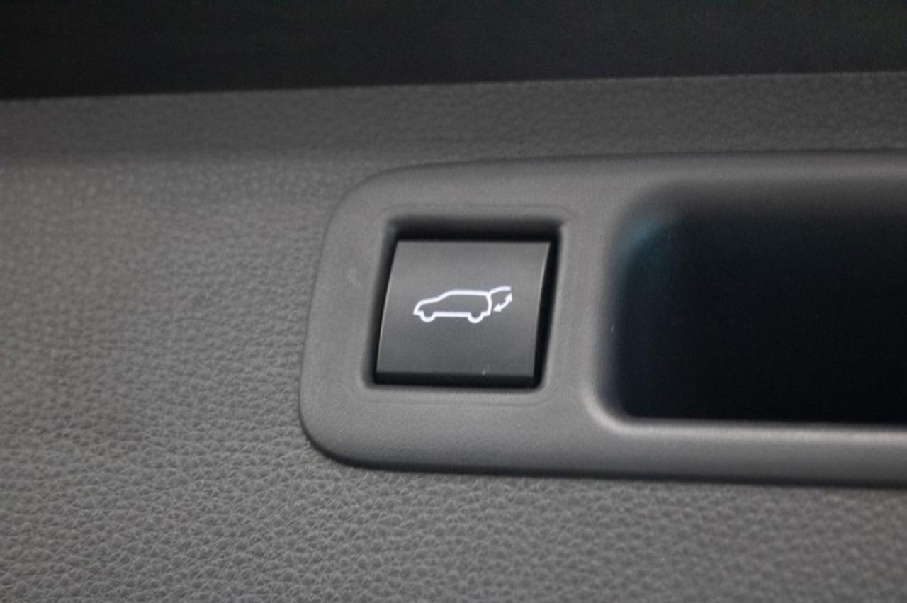 2020 Toyota Highlander XLE AWD Eastchester NY