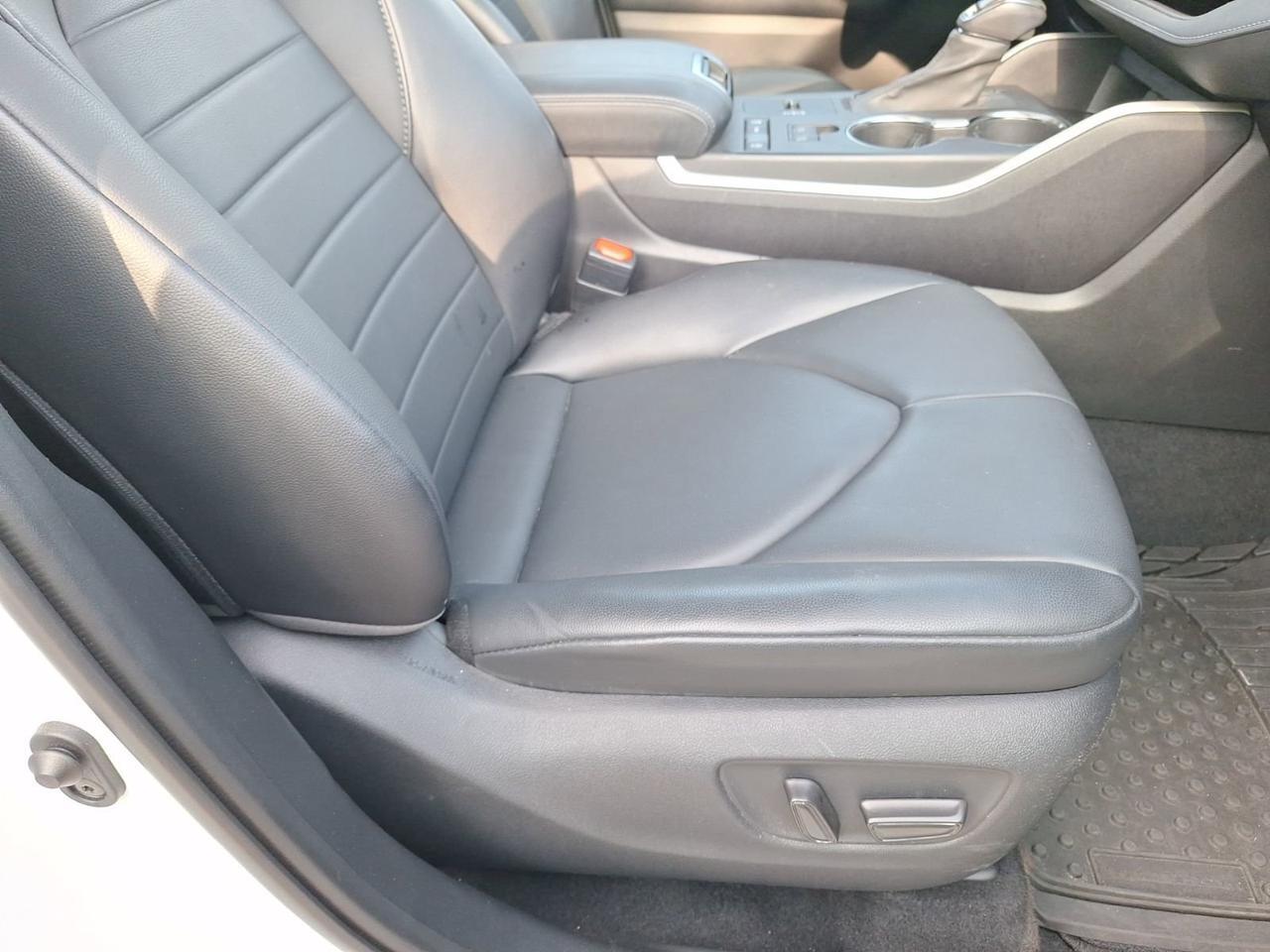 2020 Toyota Highlander XLE Hurst TX