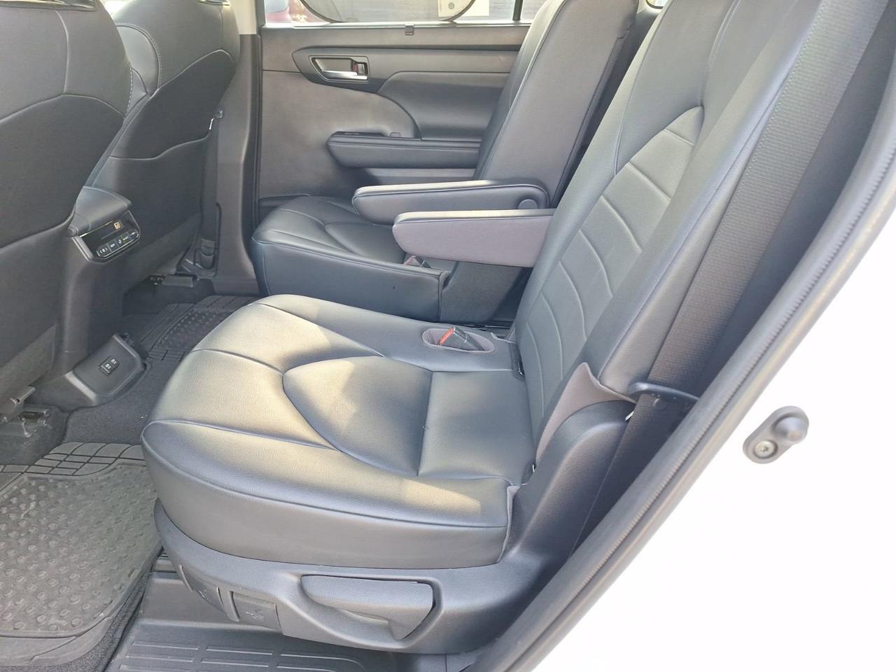 2020 Toyota Highlander XLE Hurst TX