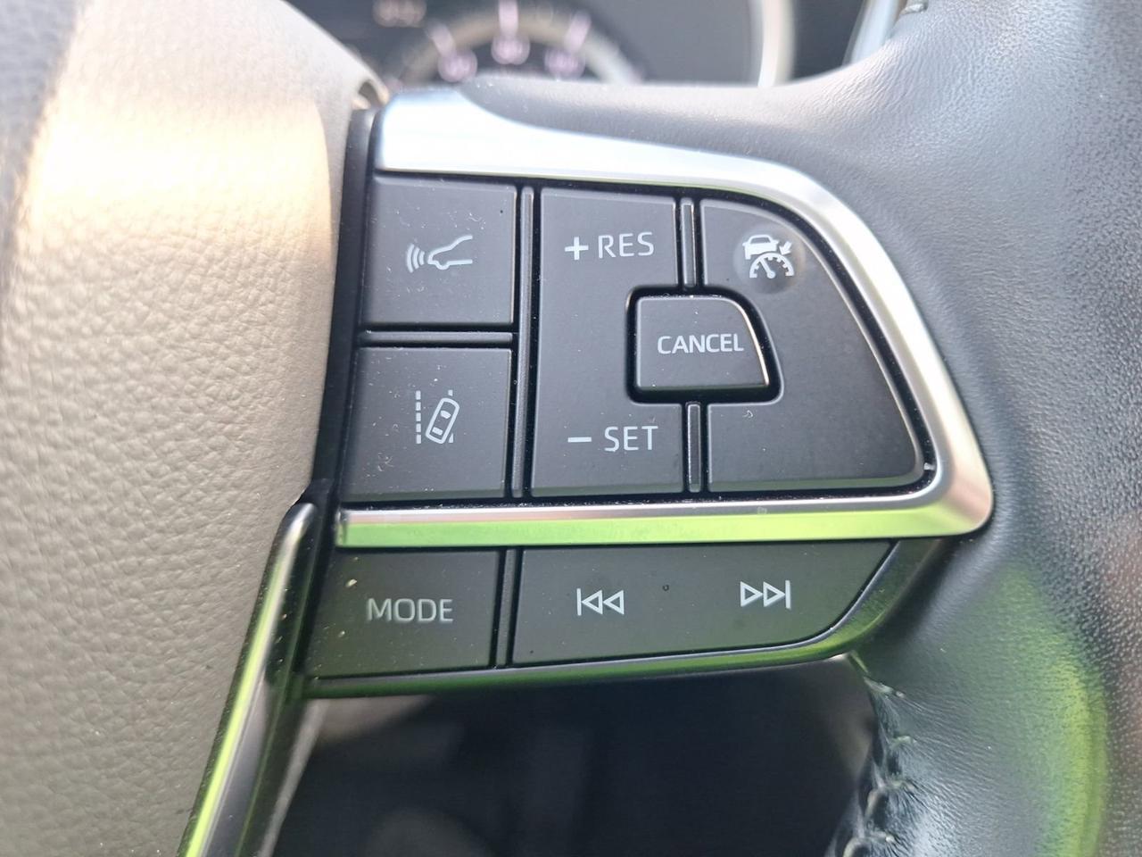 2020 Toyota Highlander XLE Hurst TX