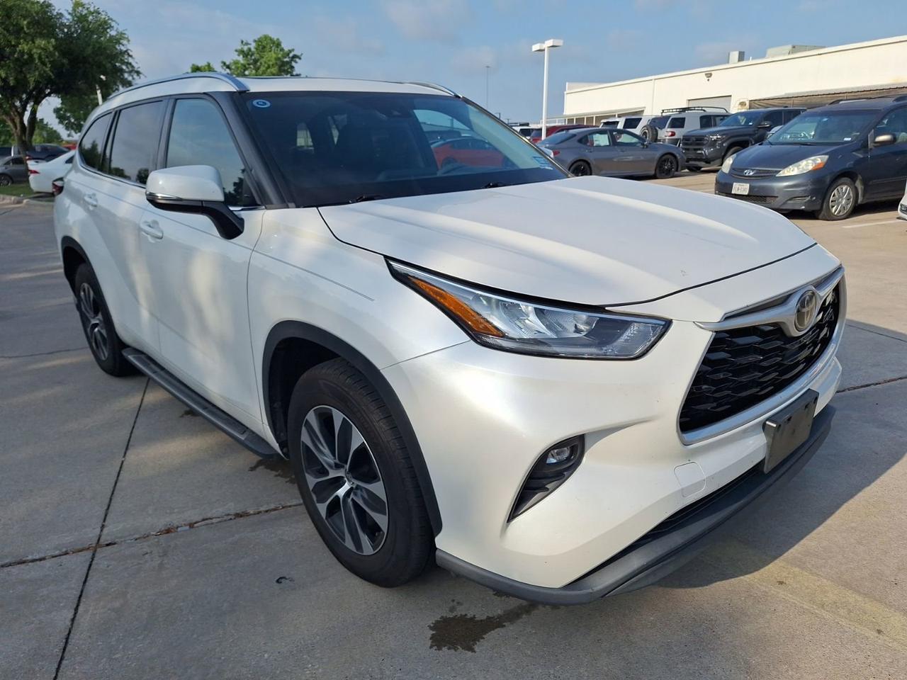 2020 Toyota Highlander XLE Hurst TX