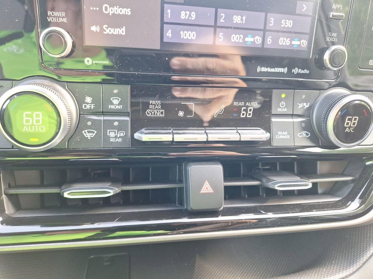 2020 Toyota Highlander XLE Hurst TX