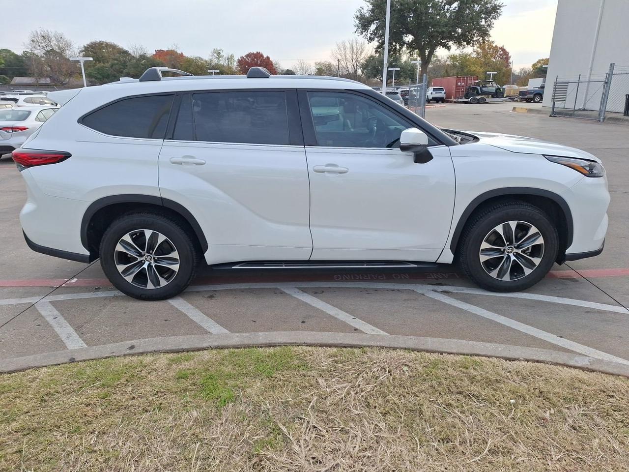 2020 Toyota Highlander XLE Hurst TX