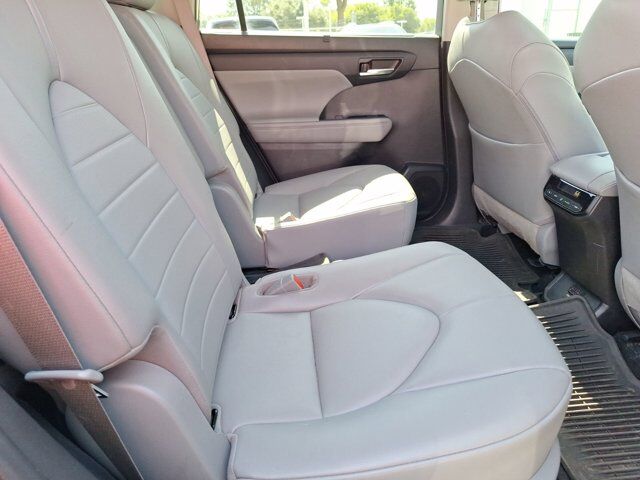 2020 Toyota Highlander XLE Hurst TX
