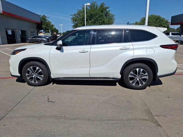 2020 Toyota Highlander XLE Hurst TX