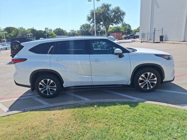 2020 Toyota Highlander XLE Hurst TX