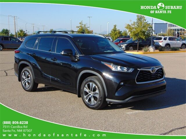 2020 Toyota Highlander XLE Santa Fe NM