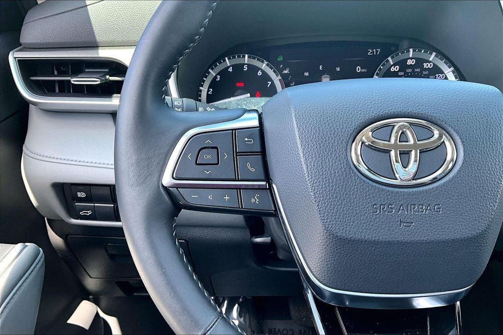 2020 Toyota Highlander XLE OR