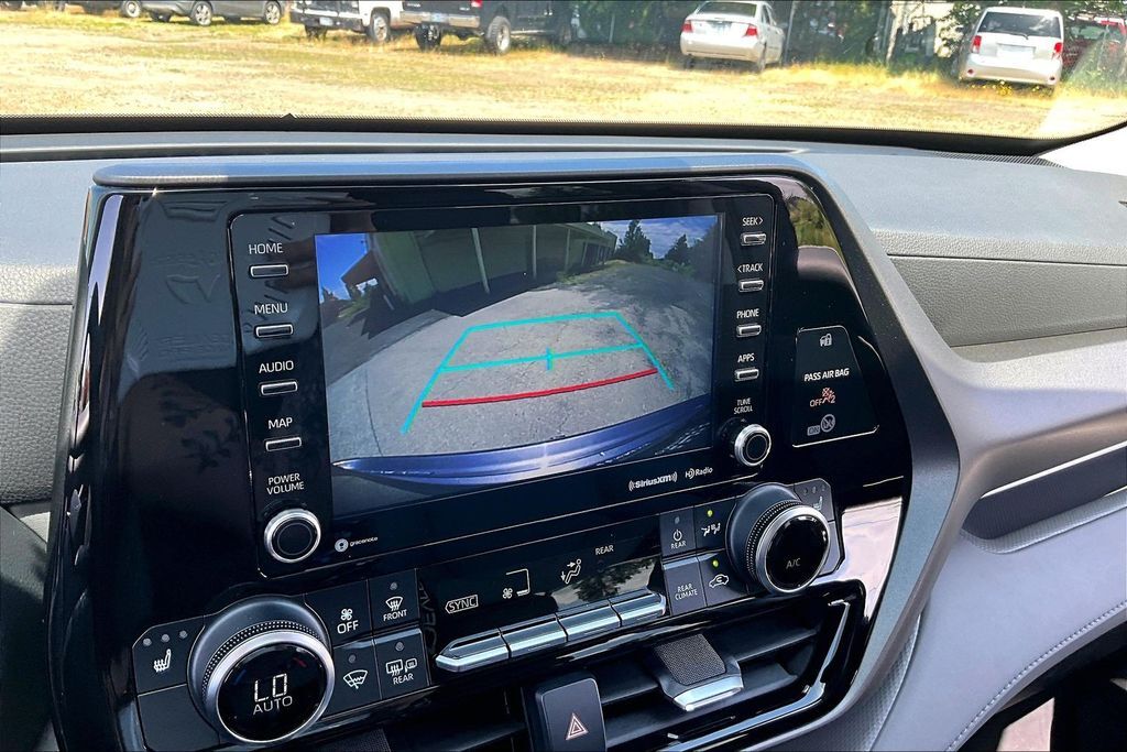 2020 Toyota Highlander XLE OR