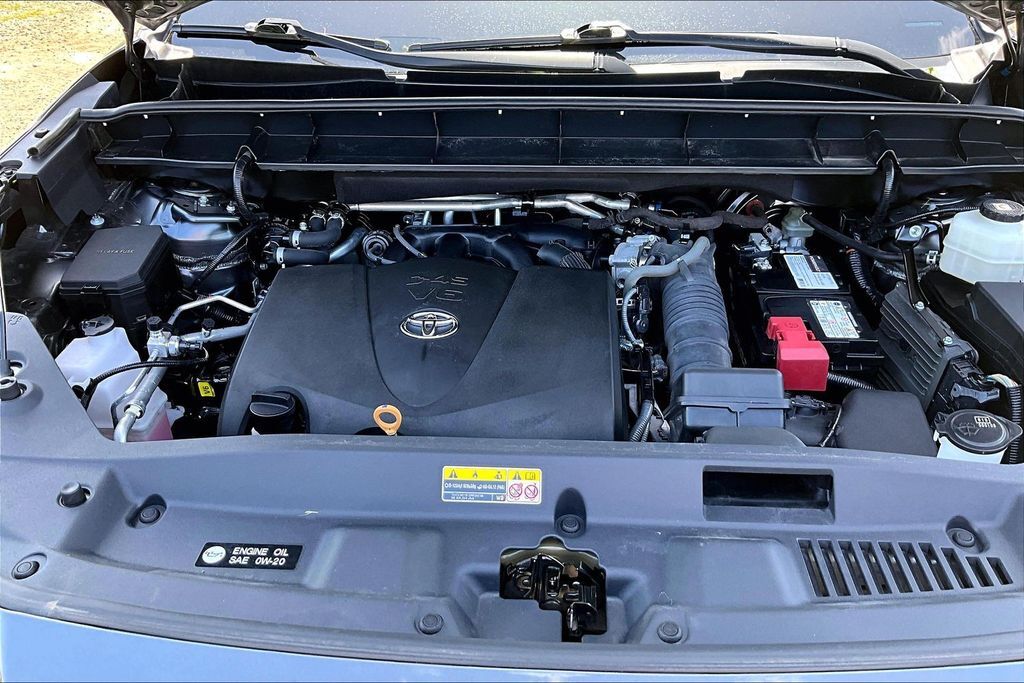2020 Toyota Highlander XLE OR
