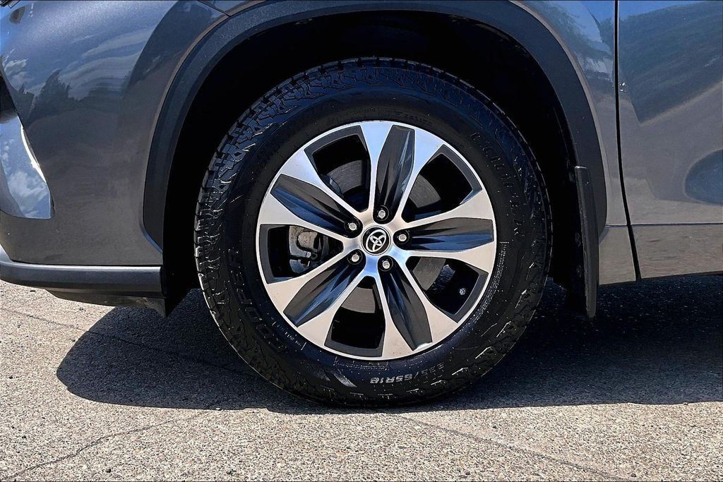 2020 Toyota Highlander XLE OR