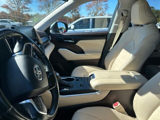 2020 Toyota Highlander XLE Monroe GA
