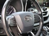 2020 Toyota Highlander XLE Oshkosh WI