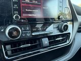 2020 Toyota Highlander XLE Oshkosh WI