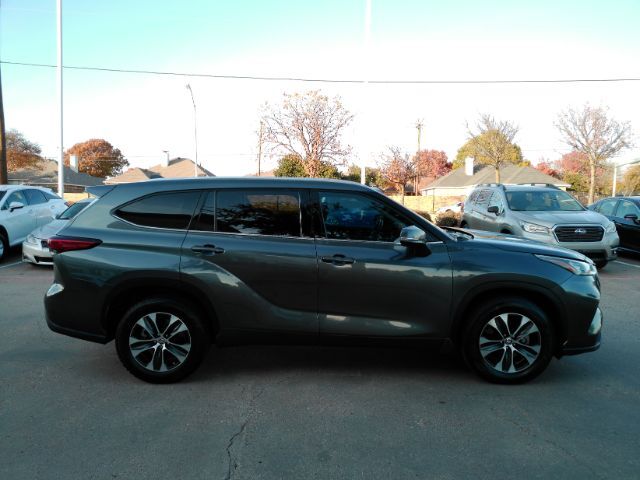 2020 Toyota Highlander XLE Plano TX