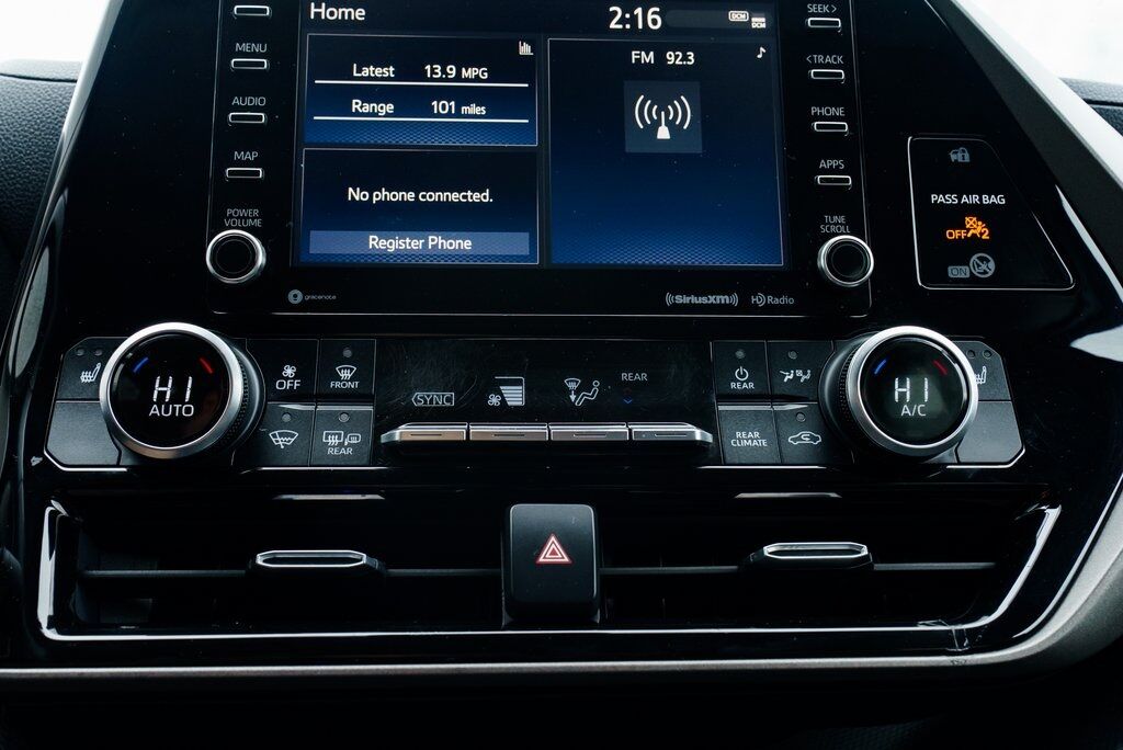 2020 Toyota Highlander XLE Beaverton OR