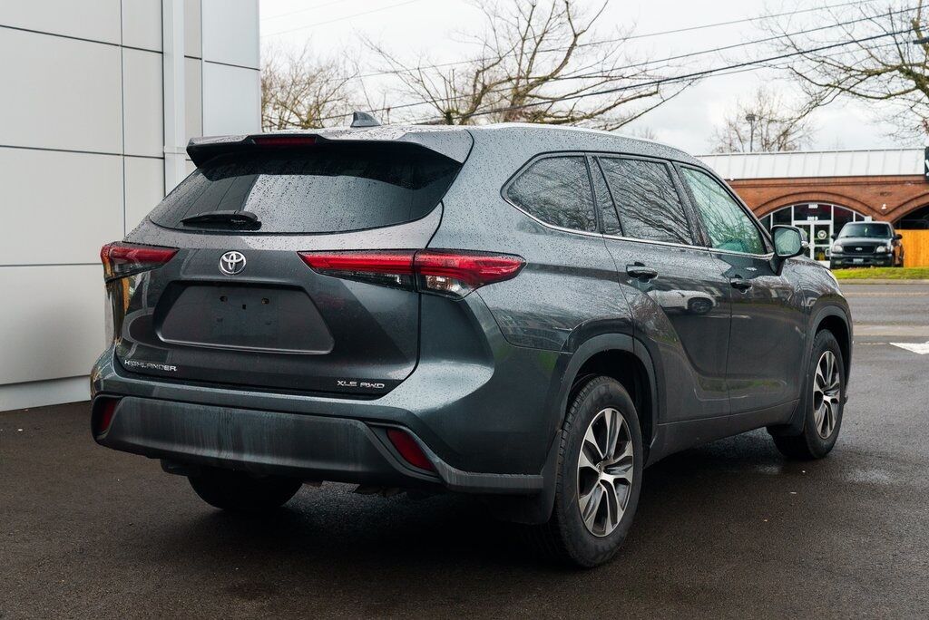 2020 Toyota Highlander XLE Beaverton OR