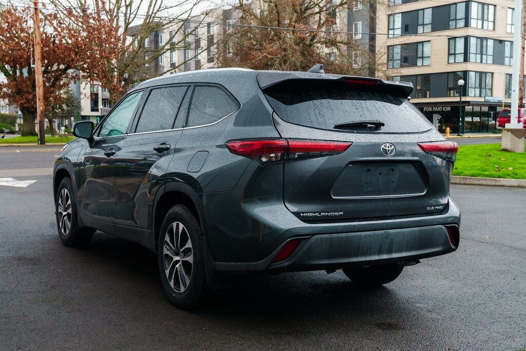2020 Toyota Highlander XLE Beaverton OR