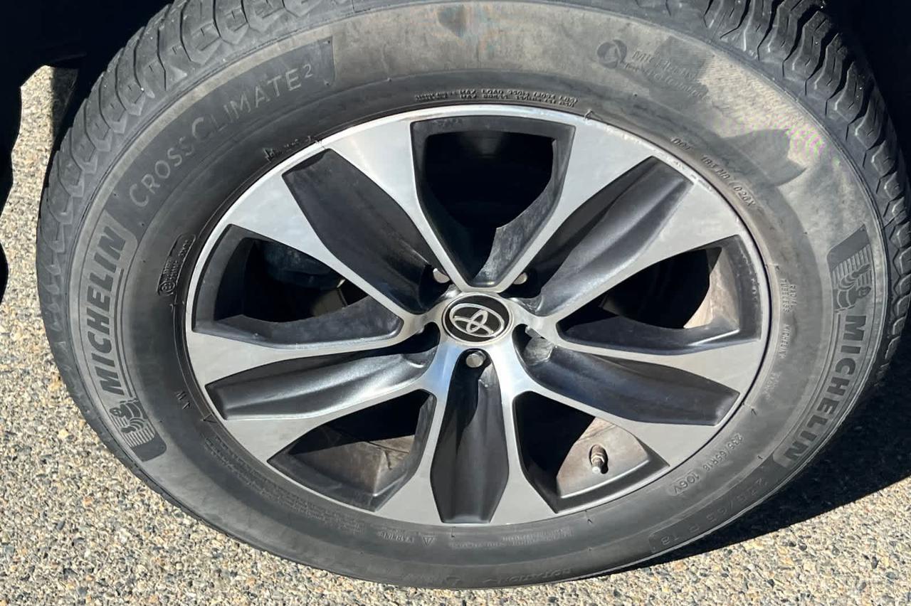 2020 Toyota Highlander XLE Roseville CA