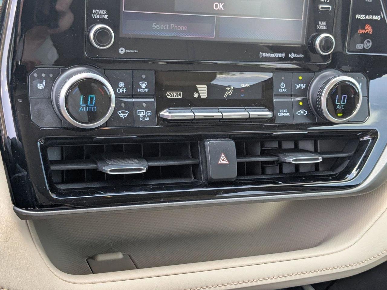 2020 Toyota Highlander XLE San Antonio TX