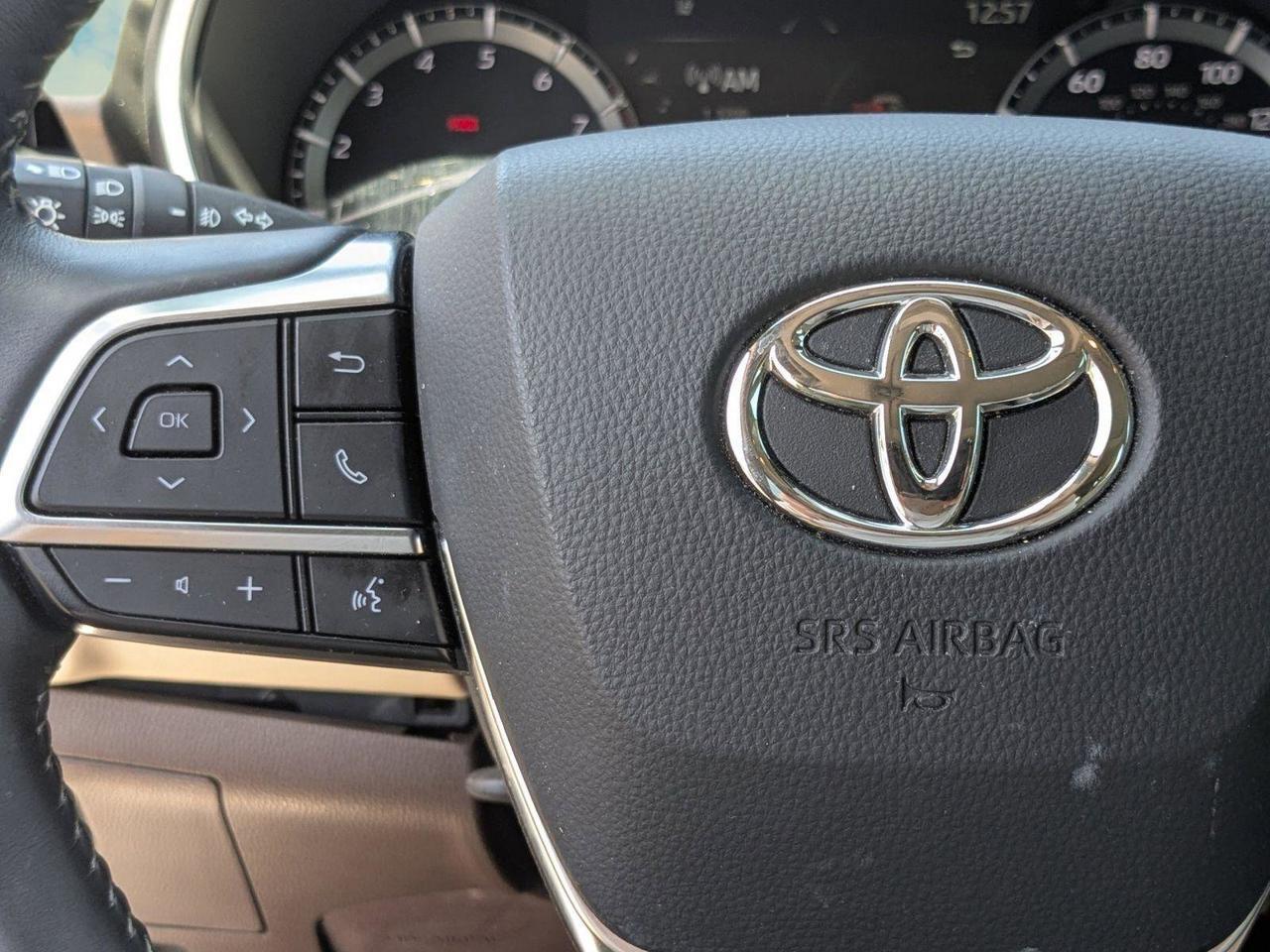 2020 Toyota Highlander XLE San Antonio TX