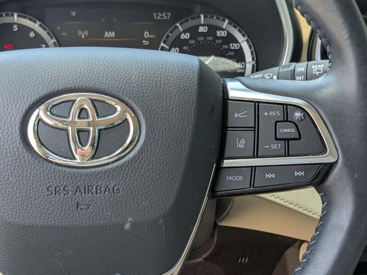 2020 Toyota Highlander XLE San Antonio TX