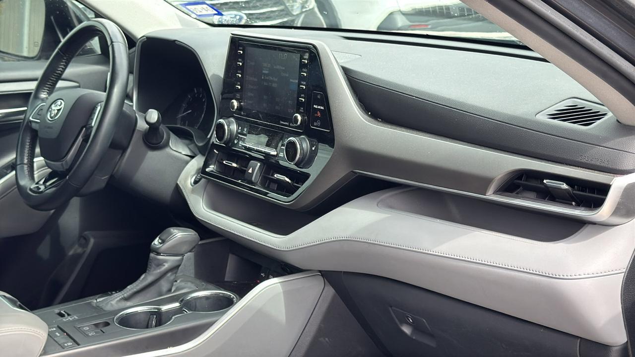 2020 Toyota Highlander XLE  Selma TX