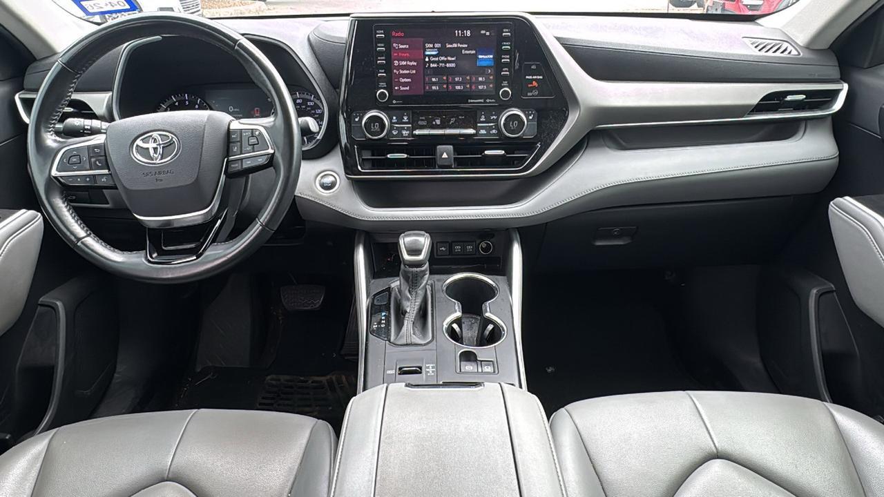 2020 Toyota Highlander XLE  Selma TX