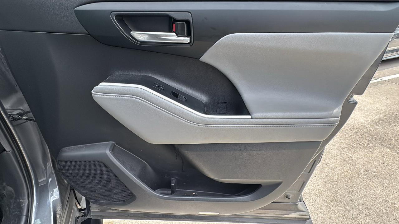 2020 Toyota Highlander XLE  Selma TX