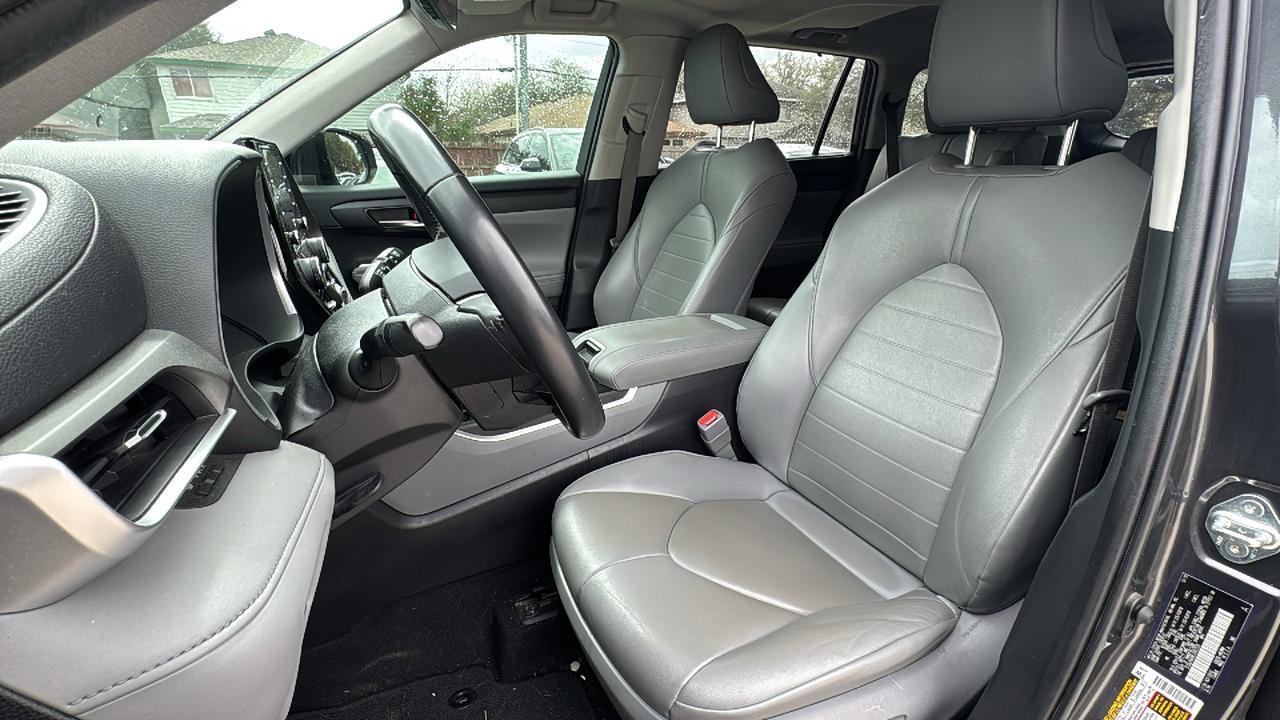 2020 Toyota Highlander XLE  Selma TX