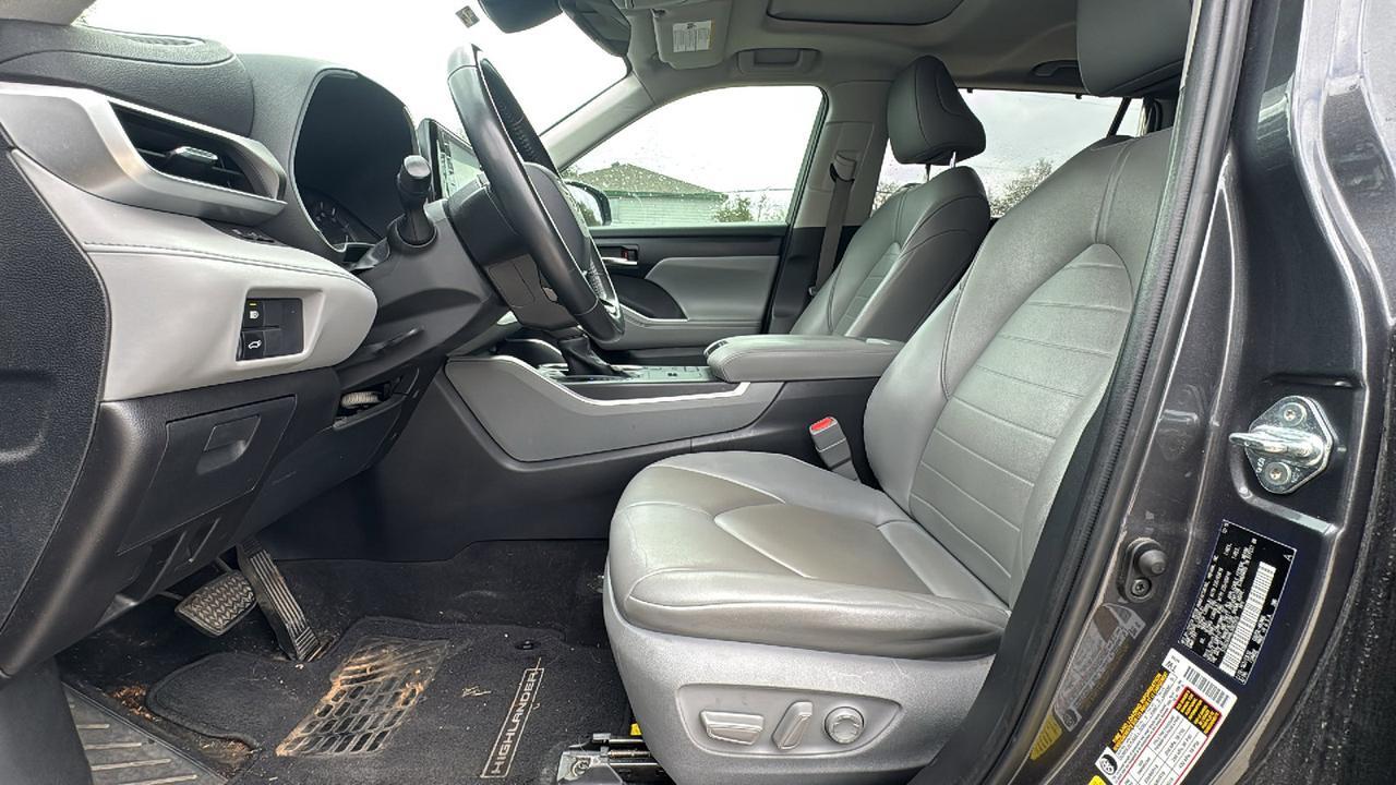 2020 Toyota Highlander XLE  Selma TX