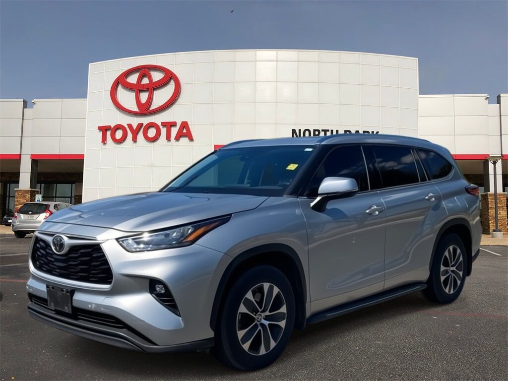2020 Toyota Highlander XLE San Antonio TX