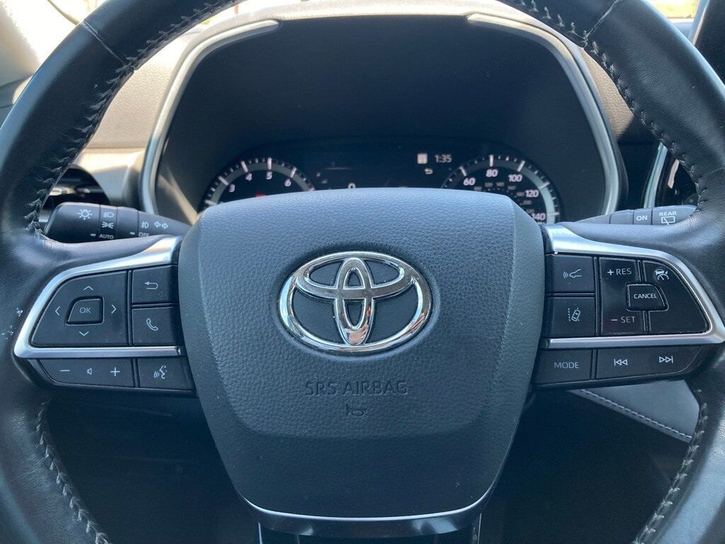 2020 Toyota Highlander XLE San Antonio TX