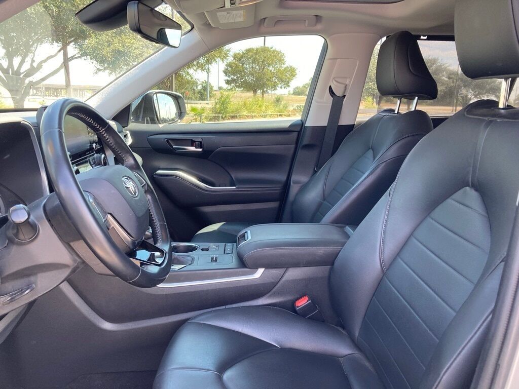 2020 Toyota Highlander XLE San Antonio TX