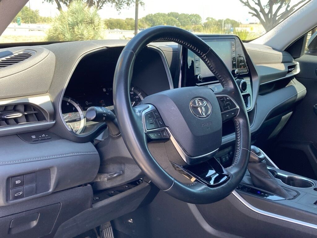 2020 Toyota Highlander XLE San Antonio TX