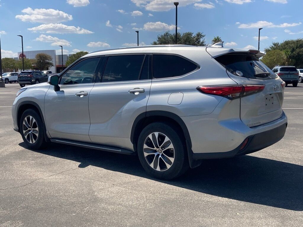 2020 Toyota Highlander XLE San Antonio TX
