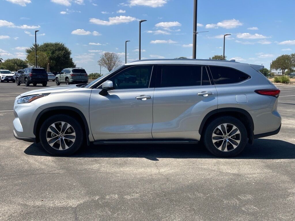 2020 Toyota Highlander XLE San Antonio TX