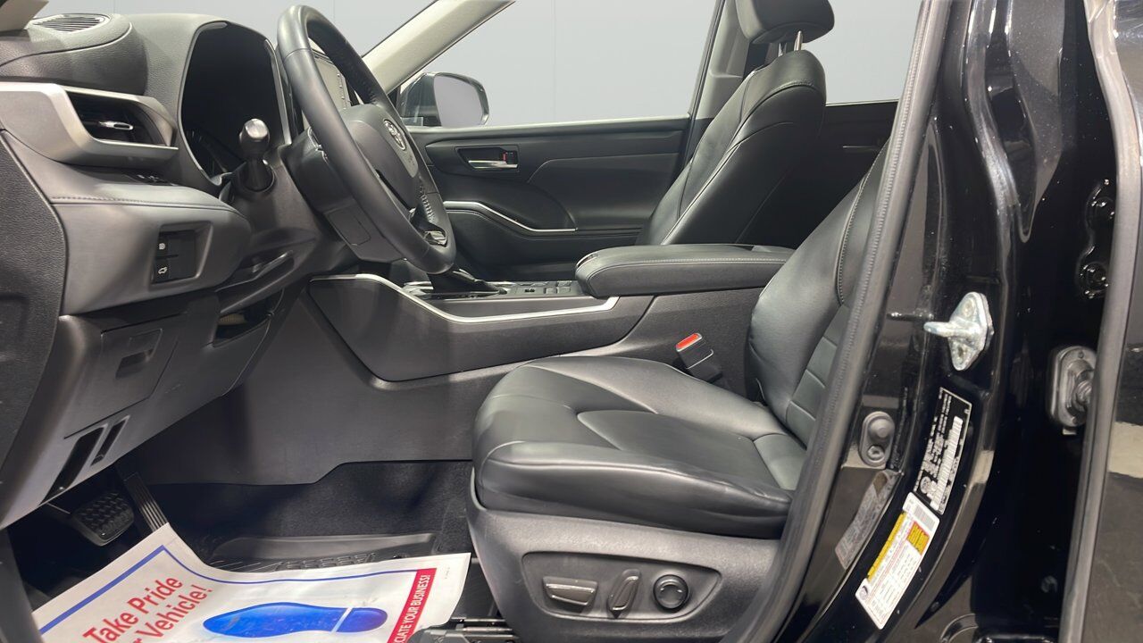 2020 Toyota Highlander XLE Sherwood Park AB