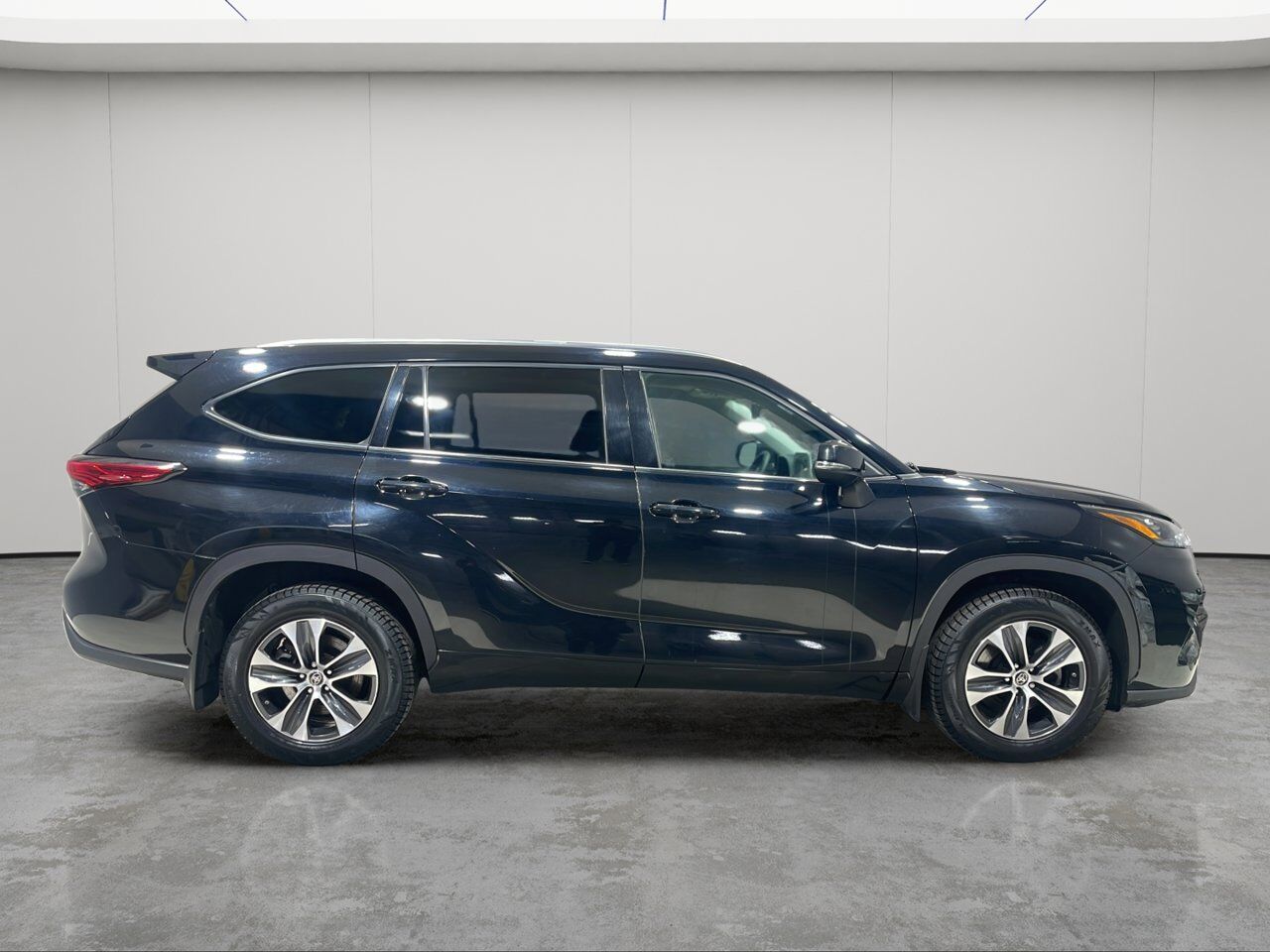 2020 Toyota Highlander XLE Sherwood Park AB