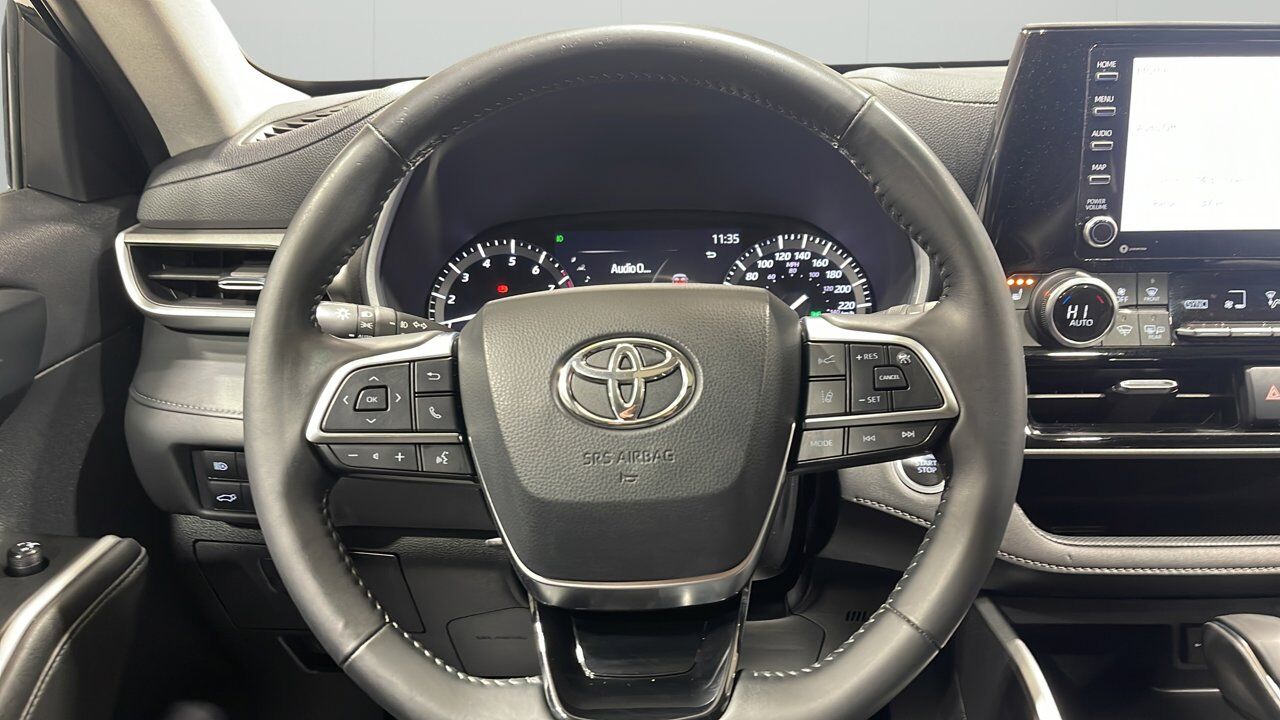 2020 Toyota Highlander XLE Sherwood Park AB