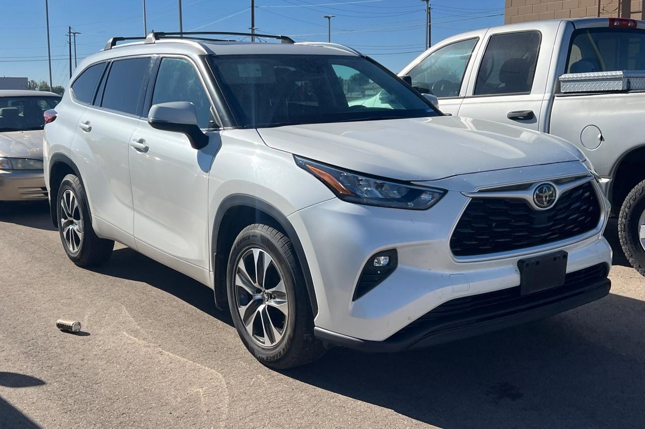 2020 Toyota Highlander XLE Ontario OR