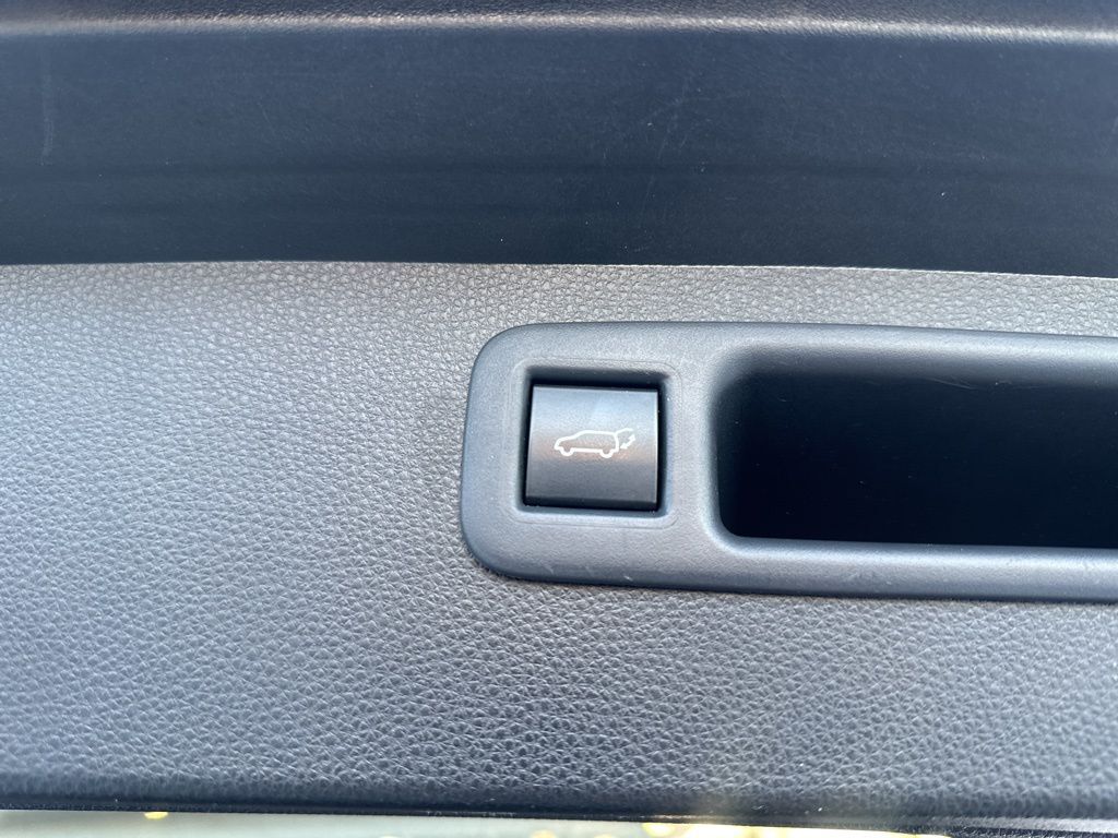 2020 Toyota Highlander XLE Worcester MA 2020 Toyota Highlander XLE Worcester MA