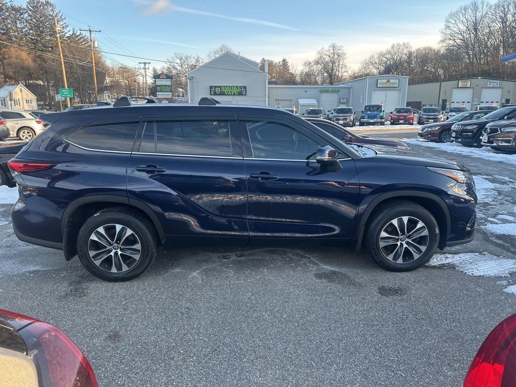 2020 Toyota Highlander XLE Worcester MA 2020 Toyota Highlander XLE Worcester MA
